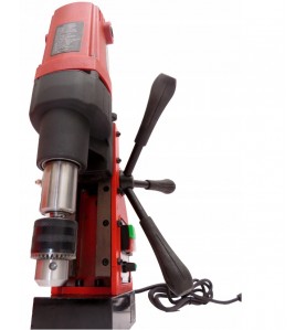Masina de gaurit cu baza magnetica, 1700N, burghiu 12mm, 2150W, KD1381